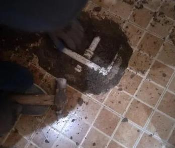 盐都卫生间漏水维修公司为您分享下卫生间渗水如何处理及注意事项